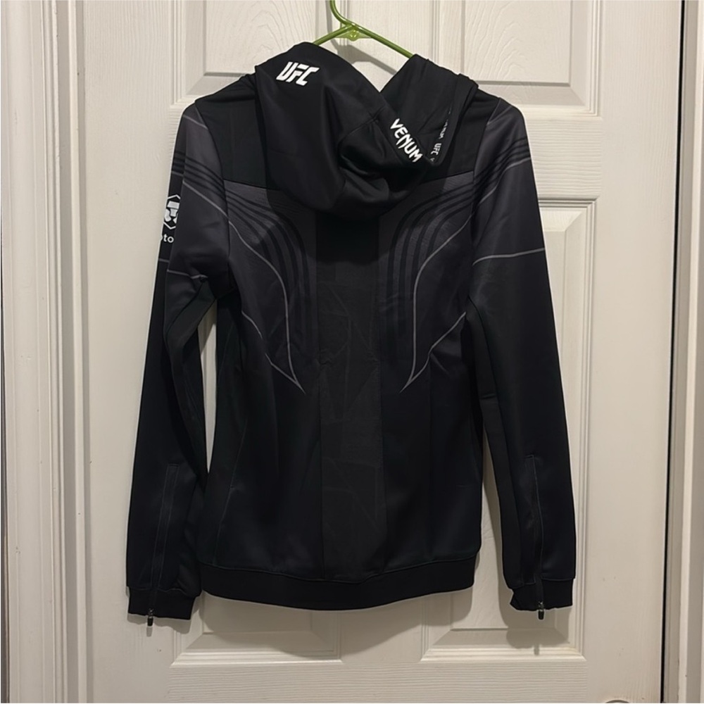 Women's Black UFC Fight Night Venum Walk Out 2.0 Hoodie jacket S - Picture 10 of 16